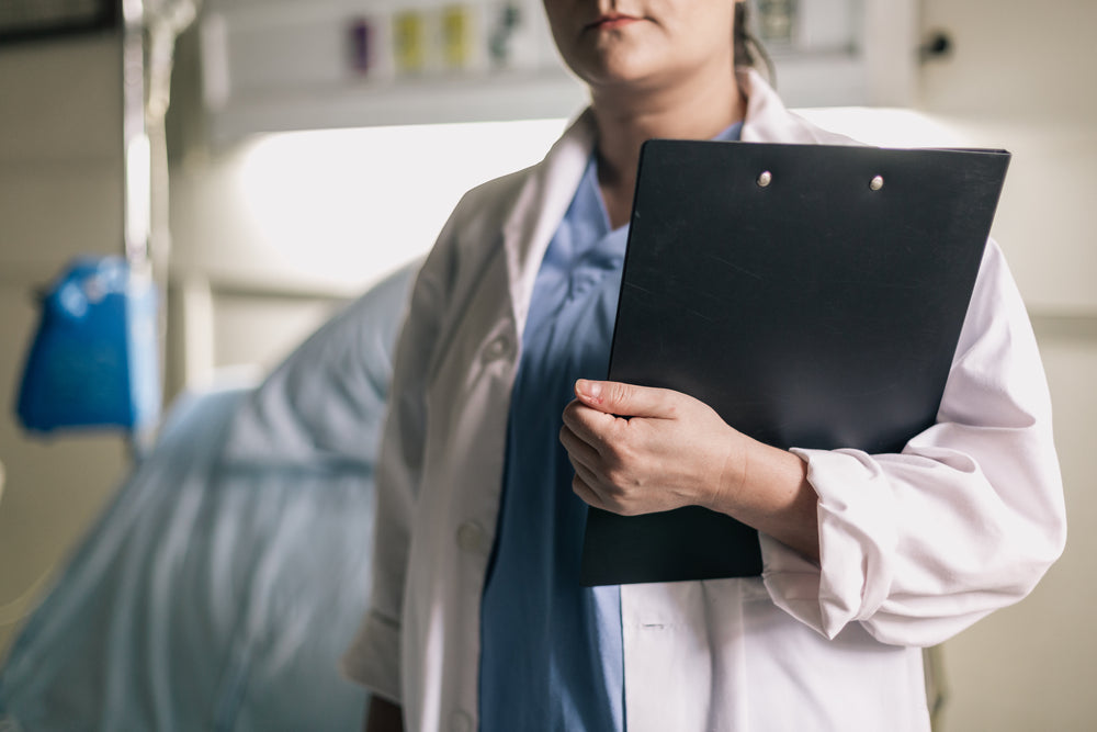 Healthcare jobs in UAE Foreign healthcare professionals UAE Healthcare careers in Dubai Working in UAE healthcare sector UAE healthcare safety Relocating to UAE for healthcare jobs Medical careers in UAE Healthcare worker benefits UAE